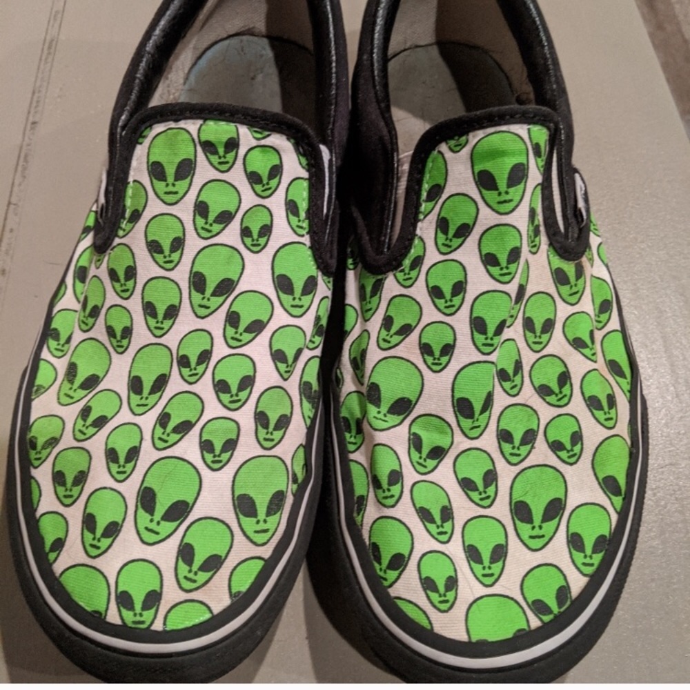 Alien Vans